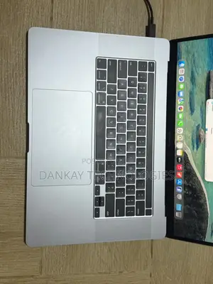 Laptop Apple MacBook Pro 2019 16GB Intel Core i7 SSD 500GB