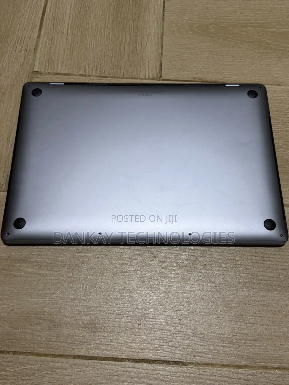 Laptop Apple MacBook Pro 16GB Intel Core i7 SSD 256GB