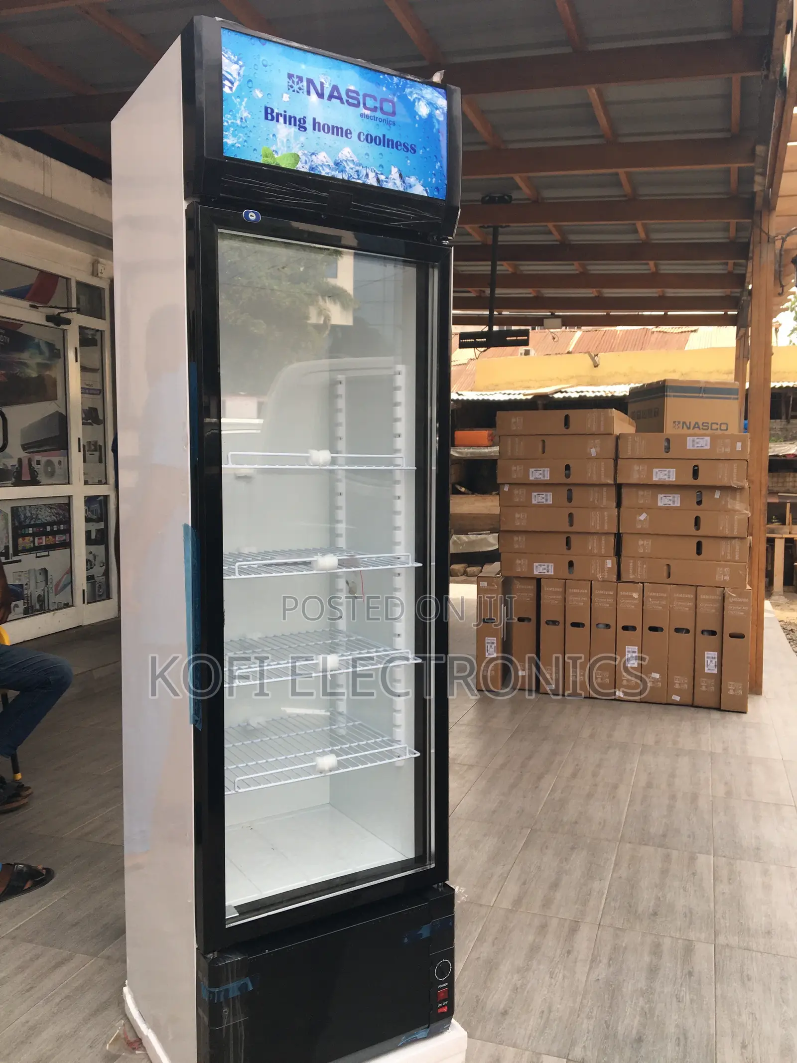 Suitable for Restaurants,shop Pub Nasco 358Ltrs Display Fridge