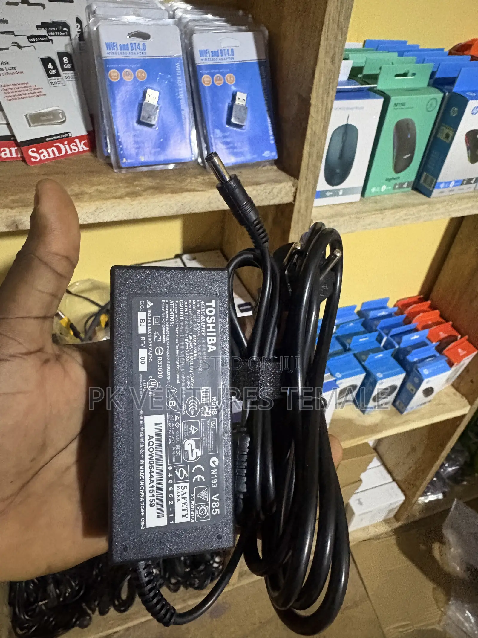 HP, Dell, Toshiba and Lenovo Normal Charger