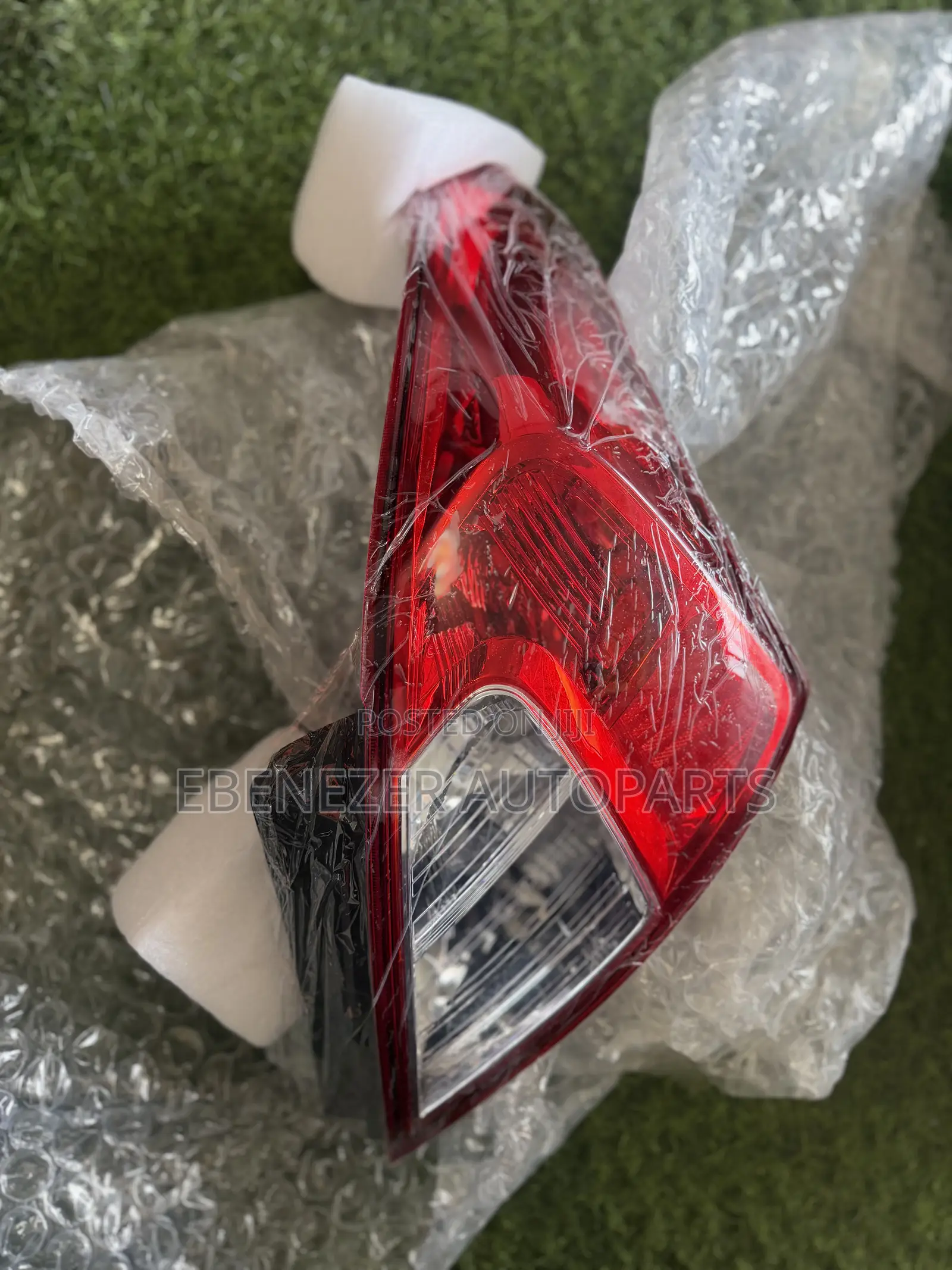 Nissan Versa Sedan Taillights 2012 2013 2014 2015 2016 2017 2018