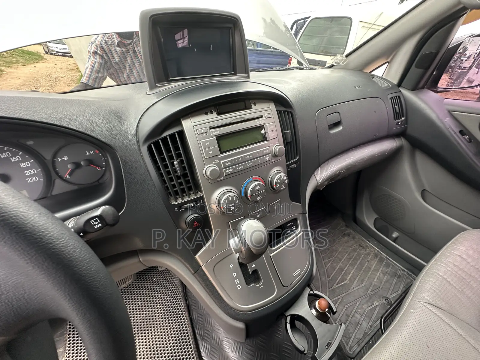 Hyundai Starex 2015 Grey