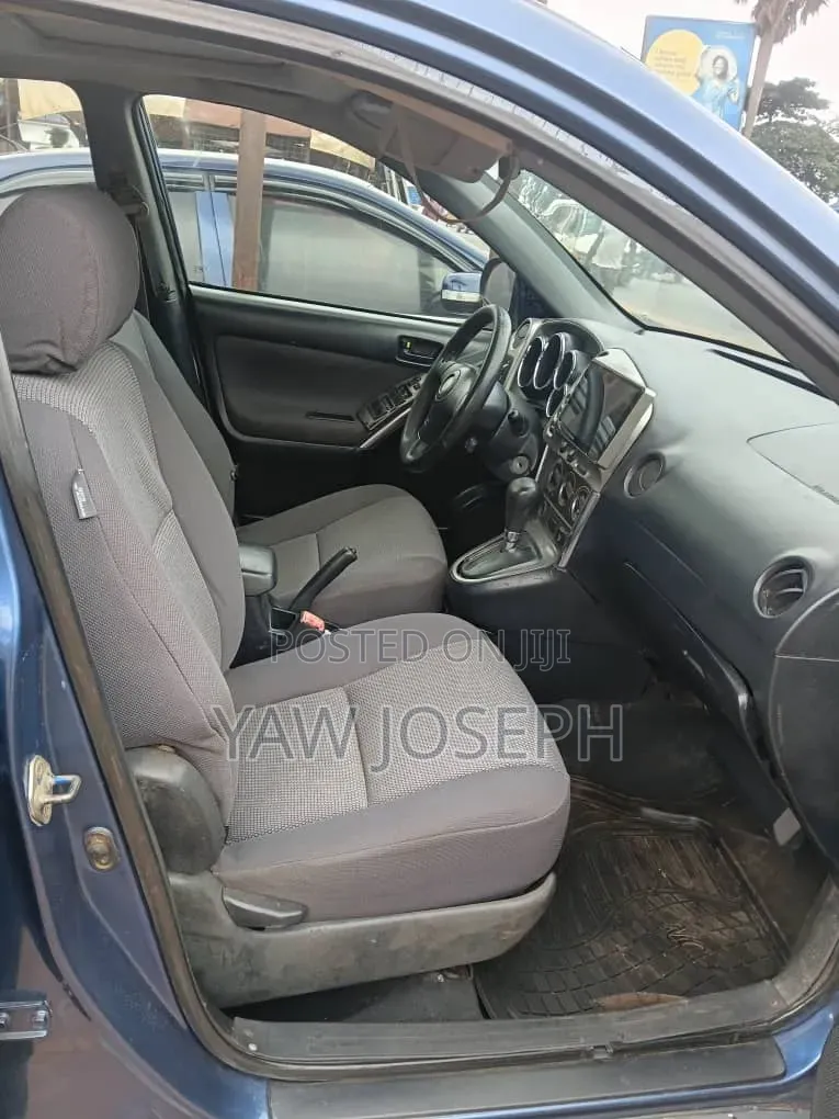 Pontiac Vibe 2008 Silver