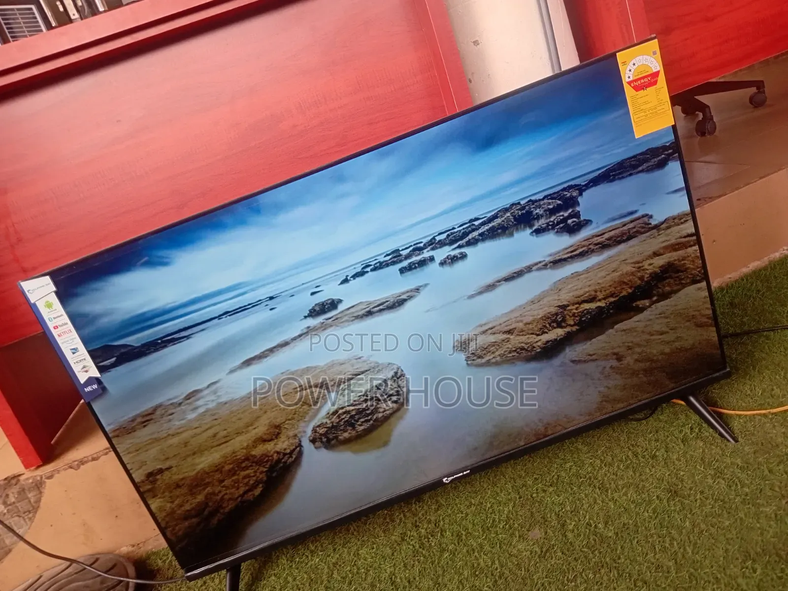 Super Quality Smart LED TV With Sharp Pictures, Great Sound