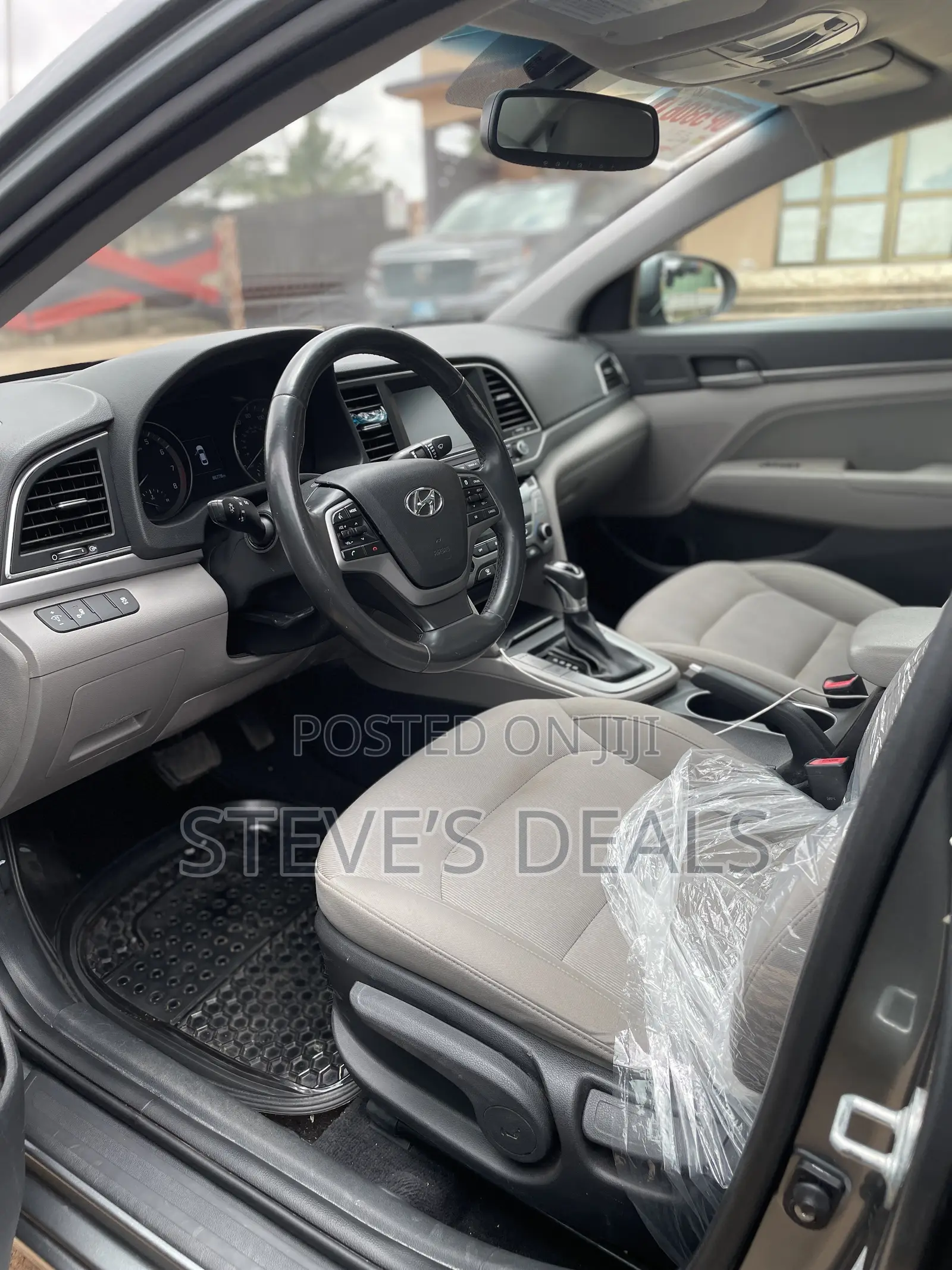 Hyundai Elantra Value Edition 2018 Gray