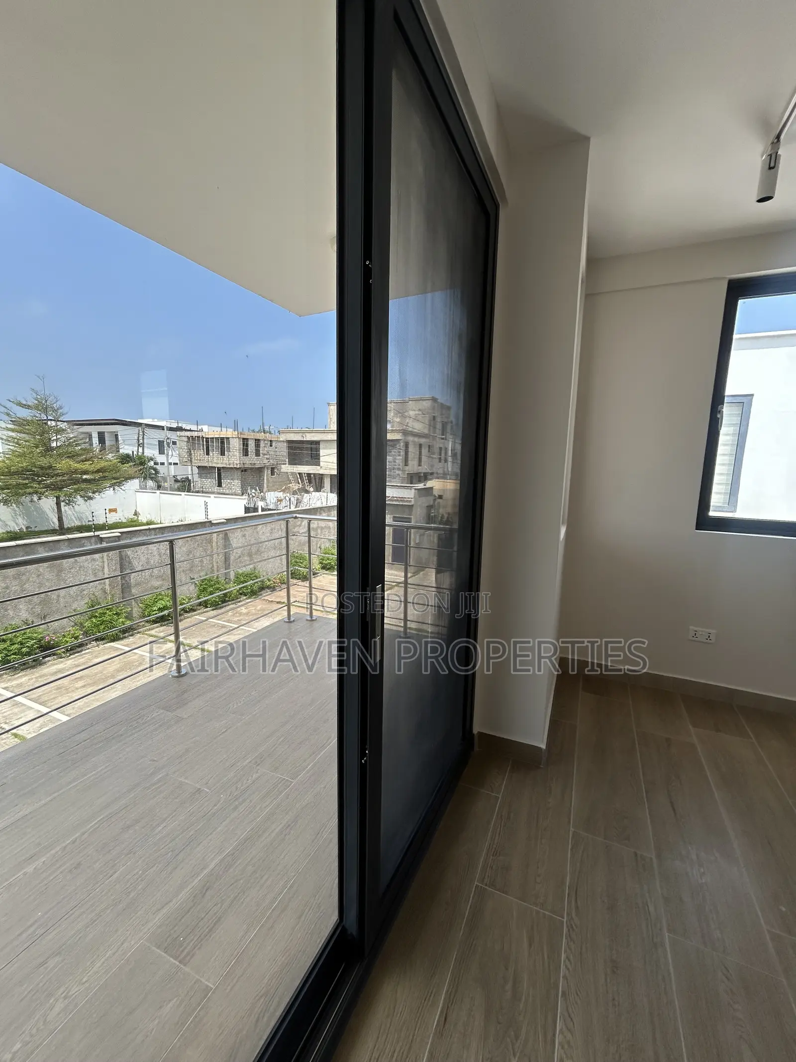 3bdrm Townhouse / Terrace in Fairhaven, Tseaddo for rent