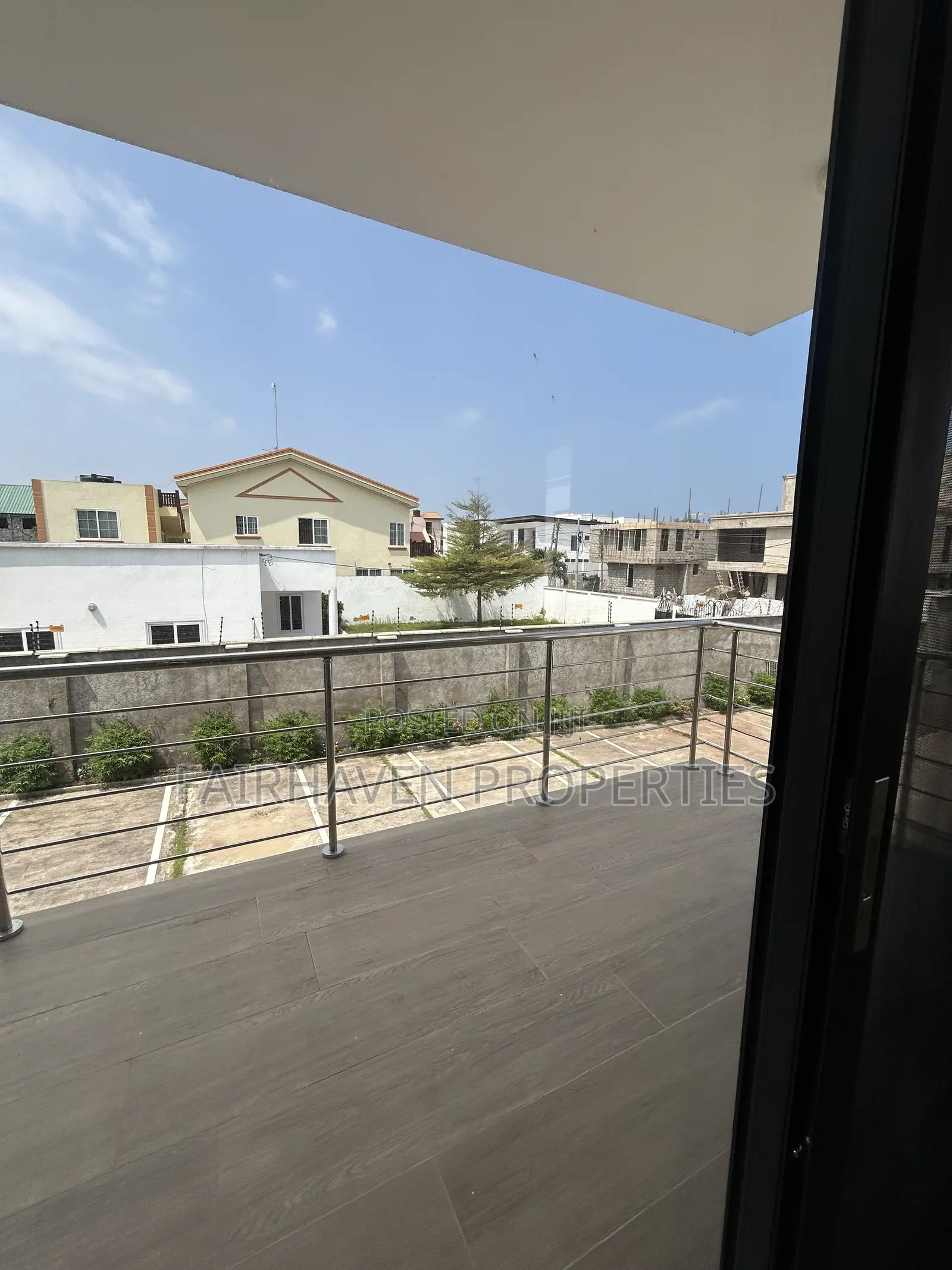 3bdrm Townhouse / Terrace in Fairhaven, Tseaddo for rent