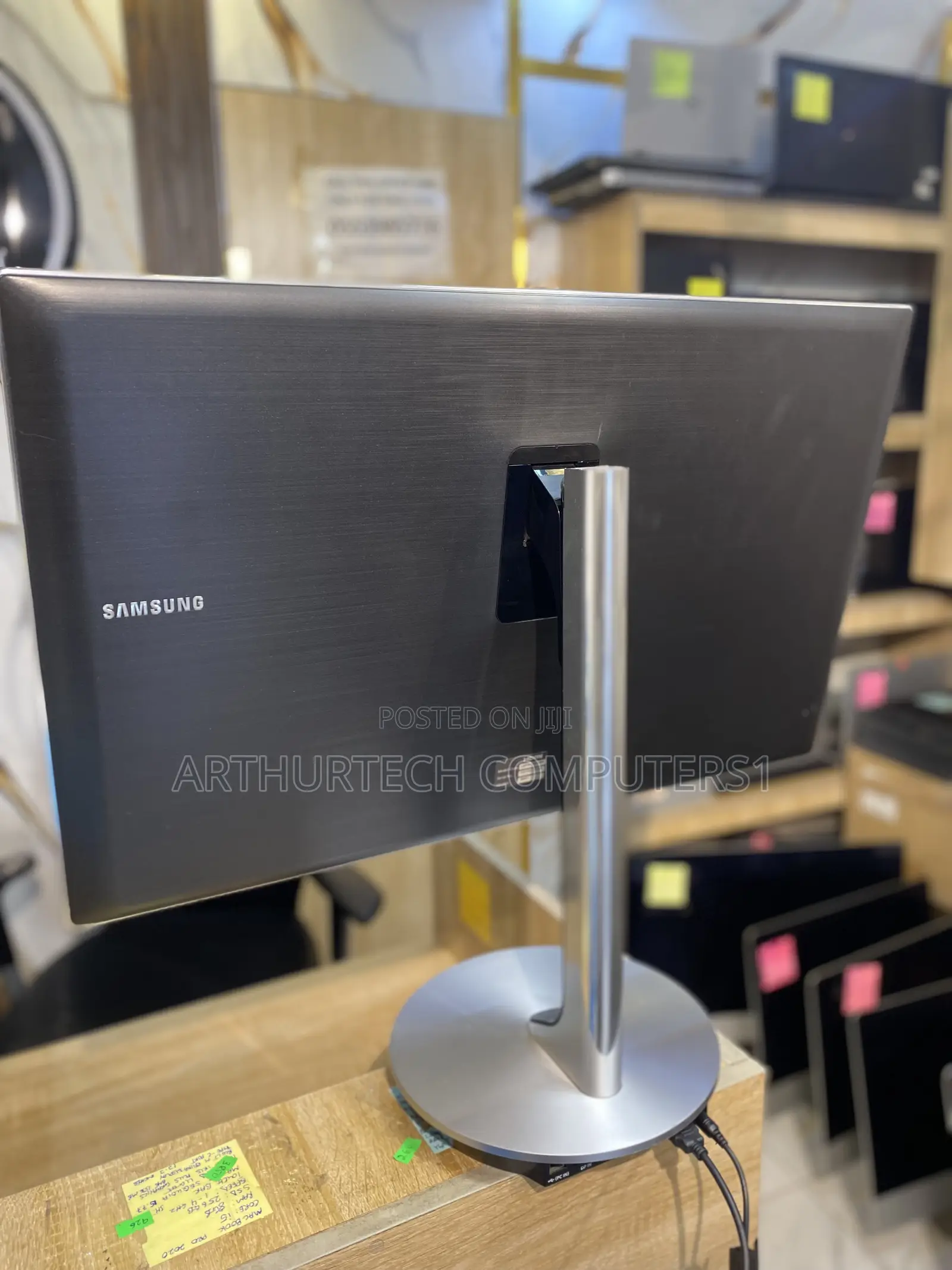 Samsung QHD Series 9, 27 Inch Gaming Monitor