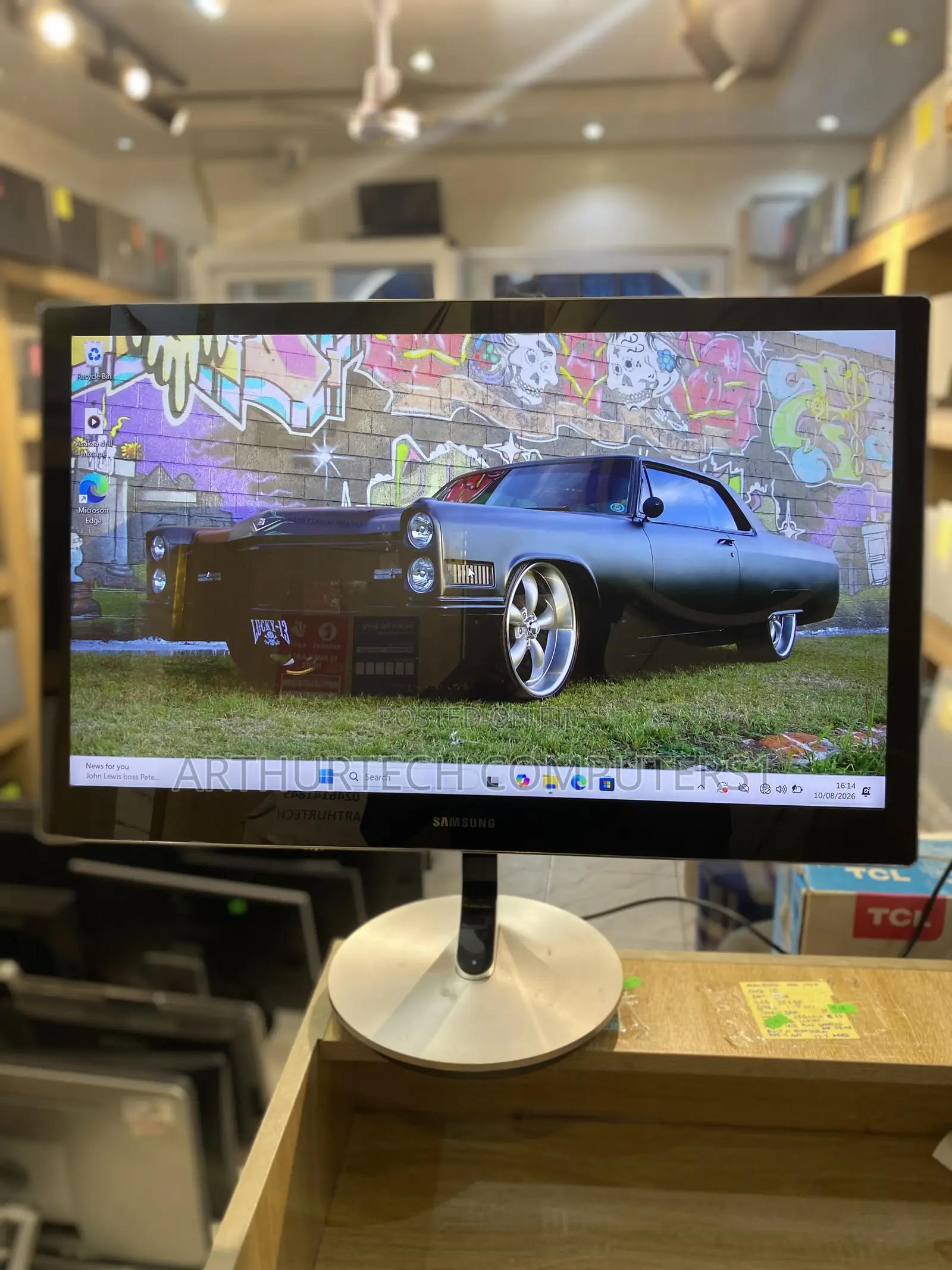 Samsung QHD Series 9, 27 Inch Gaming Monitor