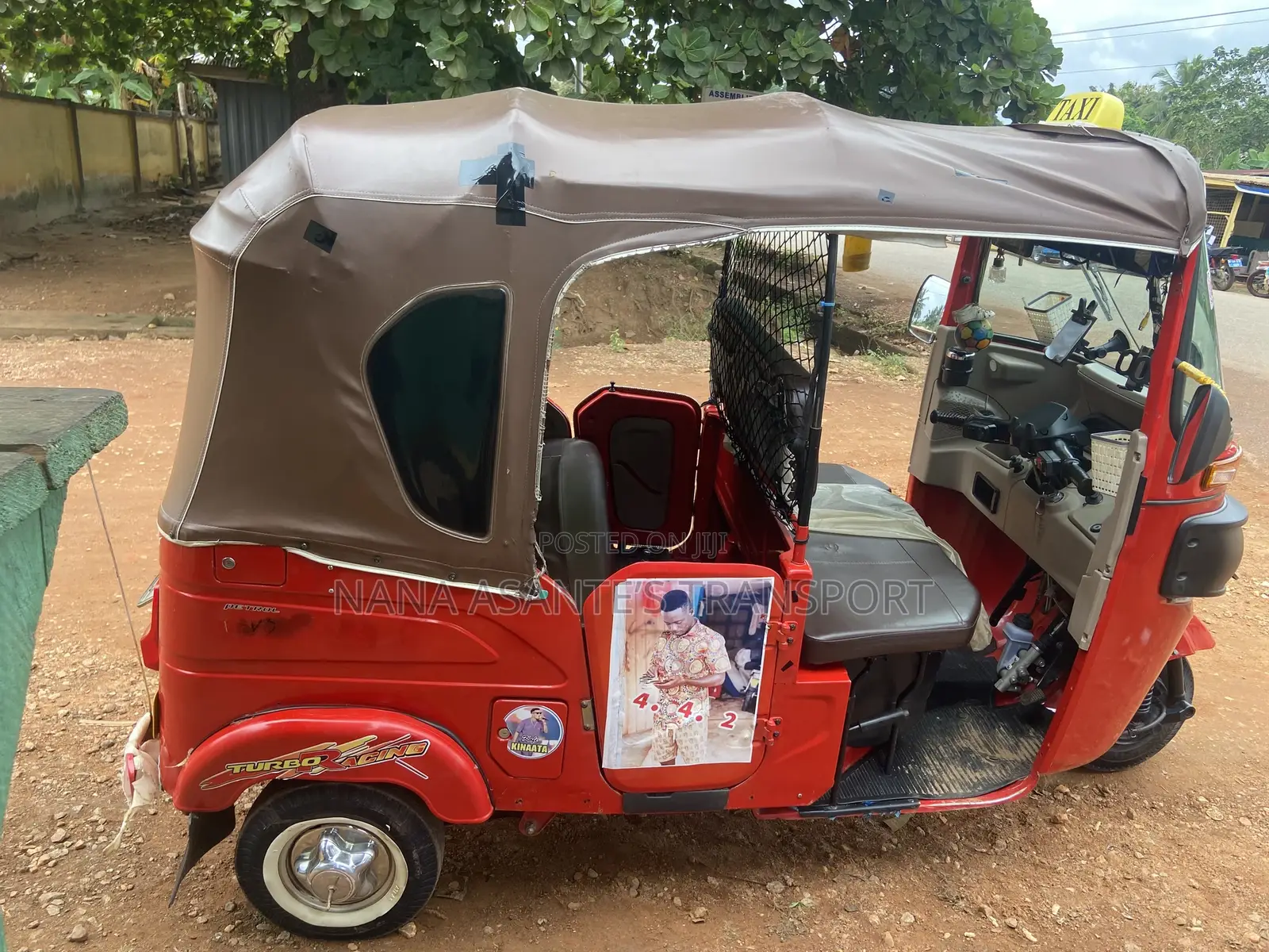 Bajaj RE 2026 Red