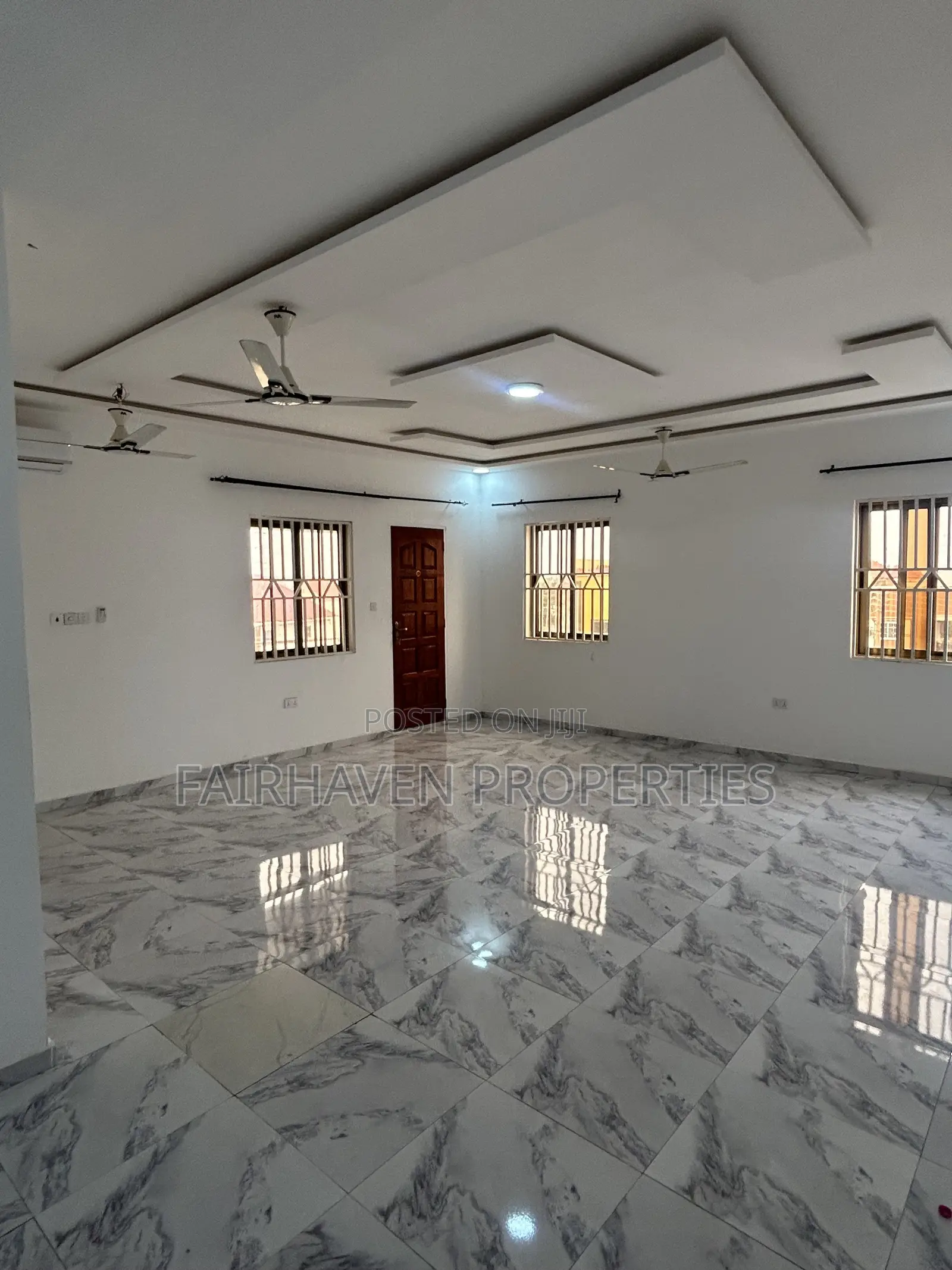 3bdrm Apartment in East Airport, Burma Camp for rent