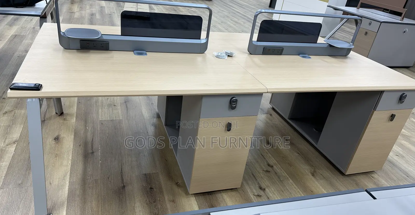 Workstation ( 5025B - 4)