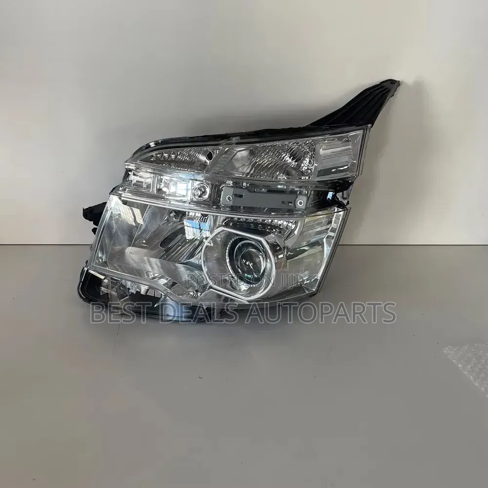Toyota Voxy 2011,2012,2013 Headlight