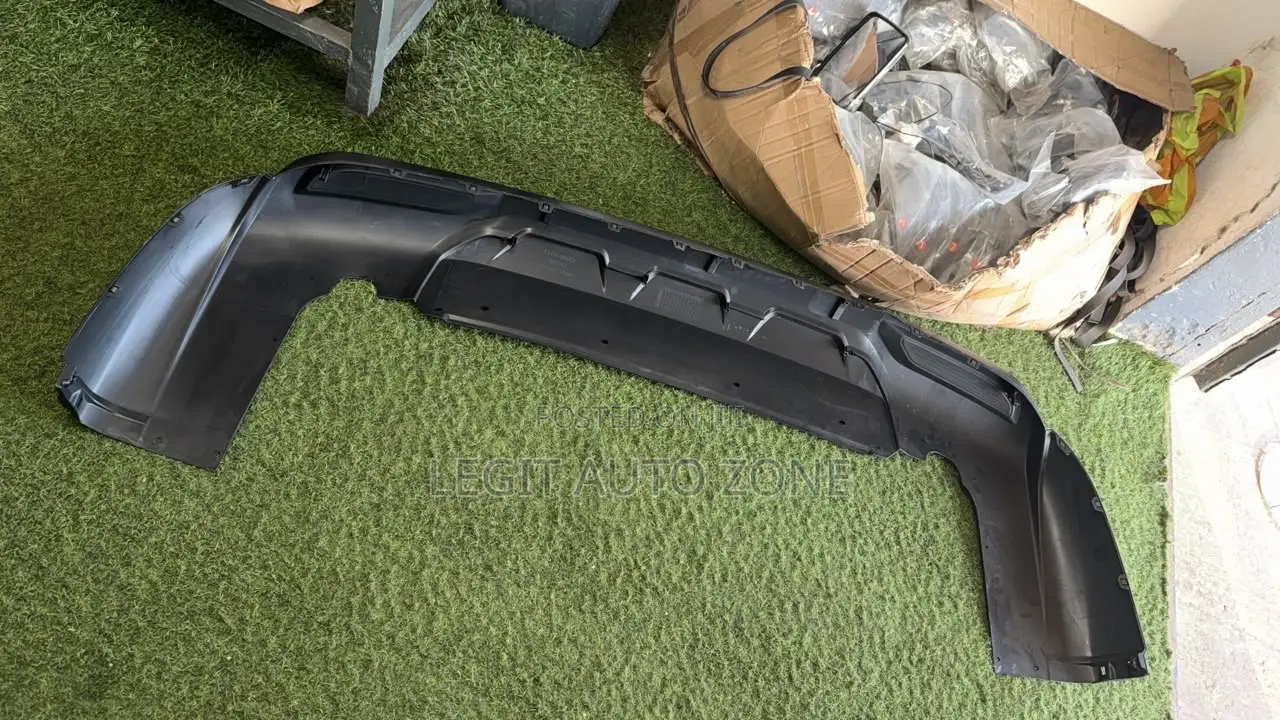 Mitsubishi Outlander 2022,2023,2024,2025, Back Bumper Lower Available
