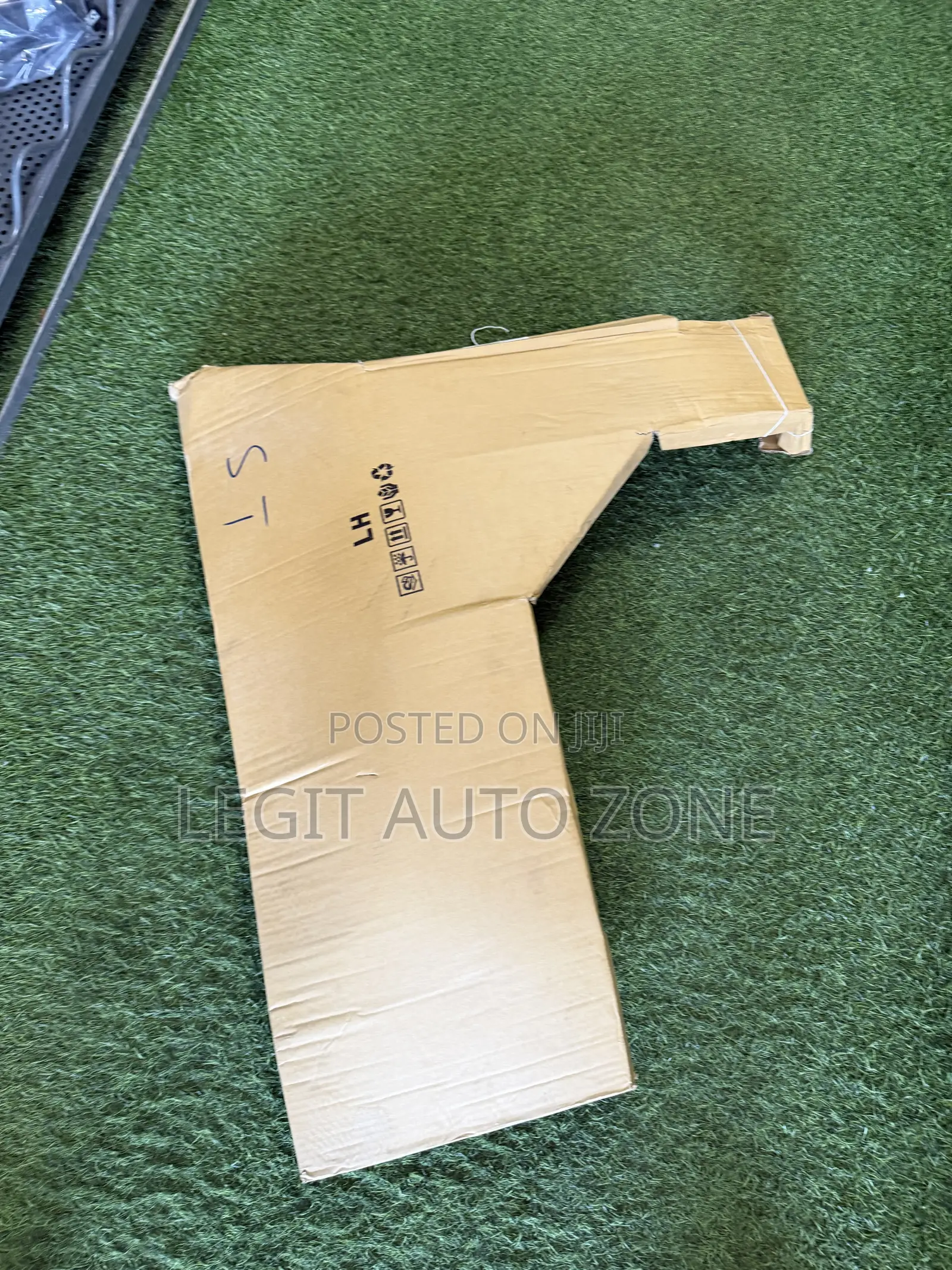 Toyota Hulix 2020,2021,2022,2023,2024, Fender Available