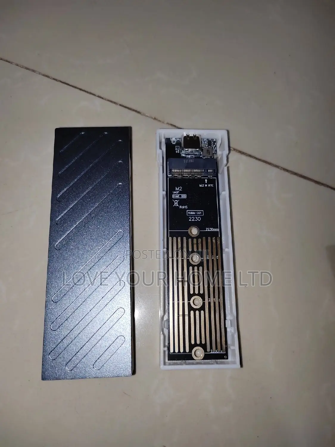 M.2 SSD Case/USB 3.1 Type-C Enclosure for NVMe NGFF M.2 SSD 6/10Gbps
