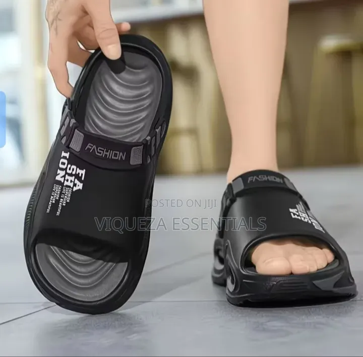 Unisex Premium Comfort Slippers – Soft Cushioned Sole | Men Women