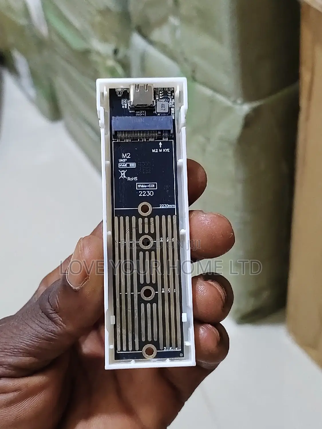M.2 SSD Case/USB 3.1 Type-C Enclosure for NVMe NGFF M.2 SSD 6/10Gbps