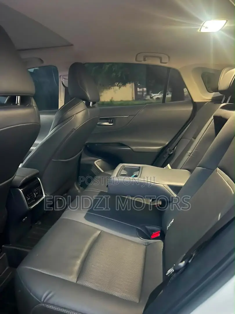 Toyota Venza Limited 2022 White