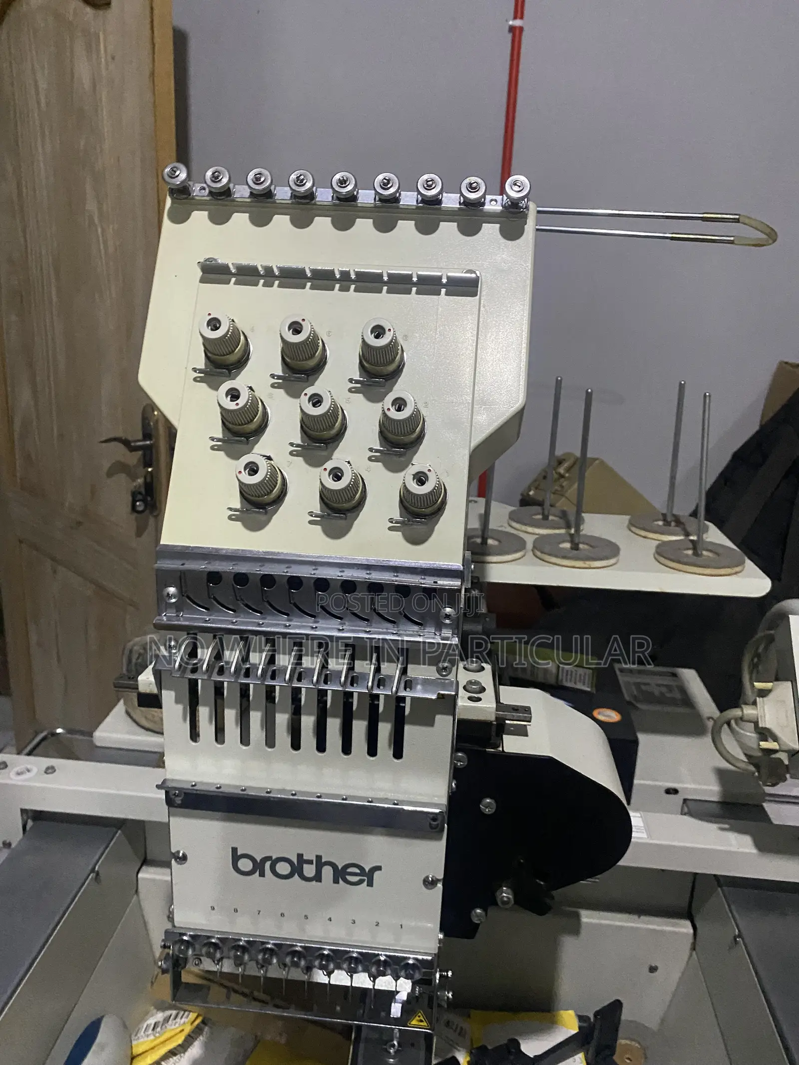 Single-Head Industrial Embroidery Machi