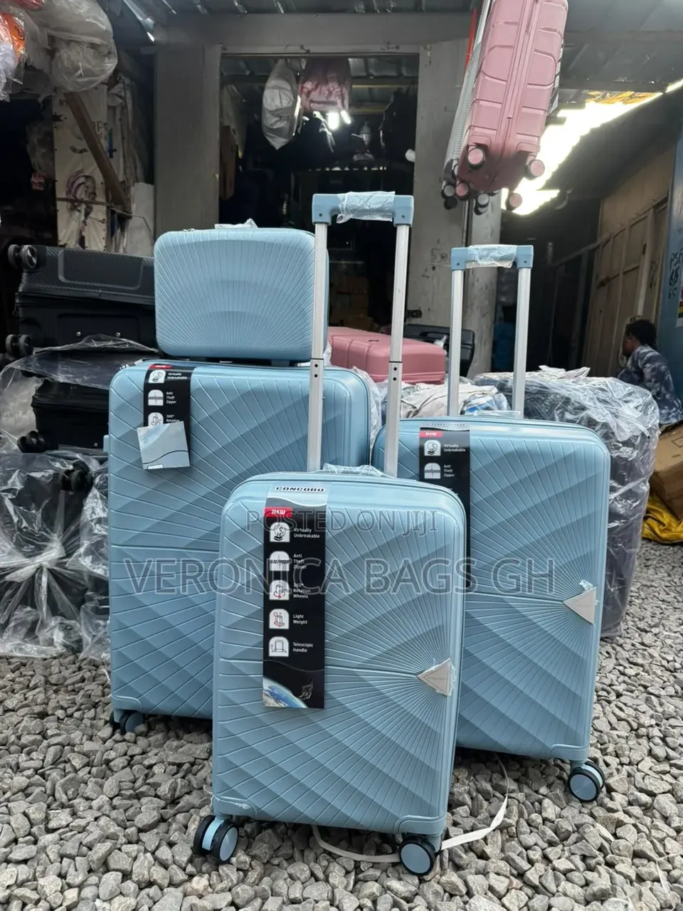 Four in One Unbreakable Pp Luggage Size Large29 Medium25 Small20 Inch