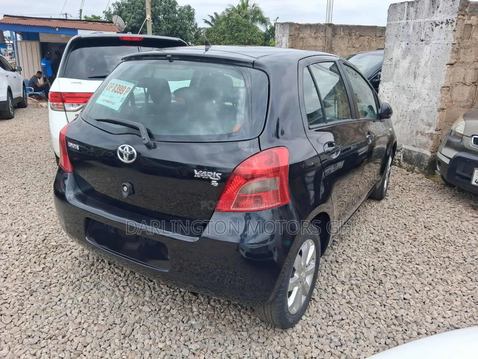 Toyota Yaris 2010 Black