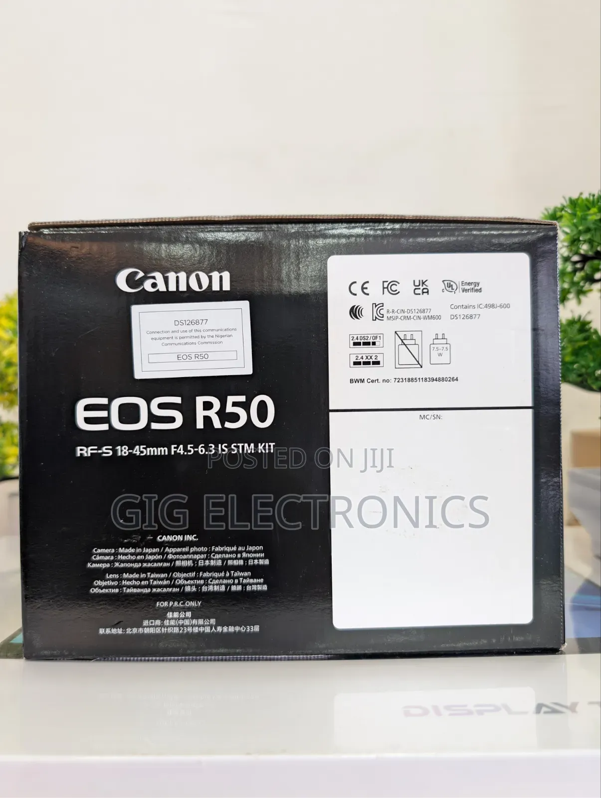 Canon EOS R50 Mirrorless Camera With 18-45mm Lens (Black)