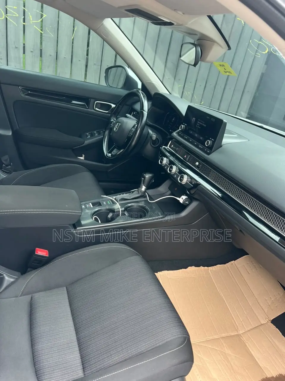Honda Civic 2022 White