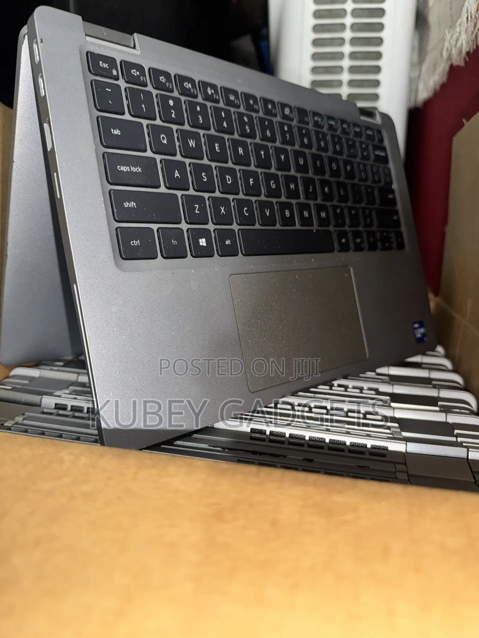 Laptop Dell Latitude 5320 2-in-1 16GB Intel Core i7 SSD 256GB