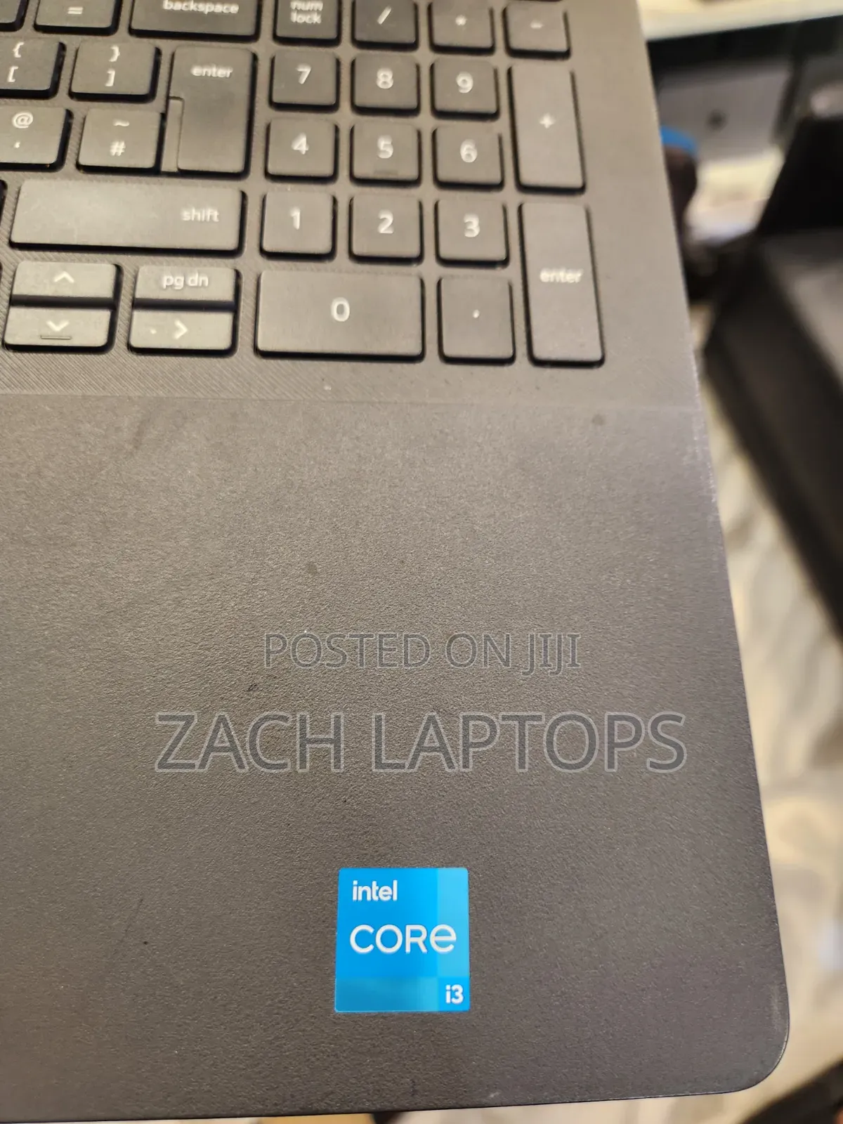 Laptop Dell Vostro 15 3000 8GB Intel Core i3 HDD+SSD 1T