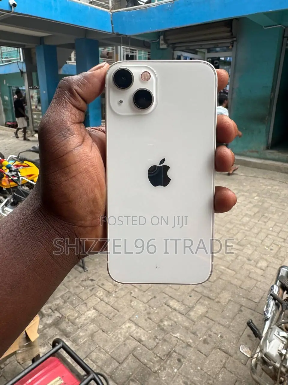 Apple iPhone 13 128 GB White