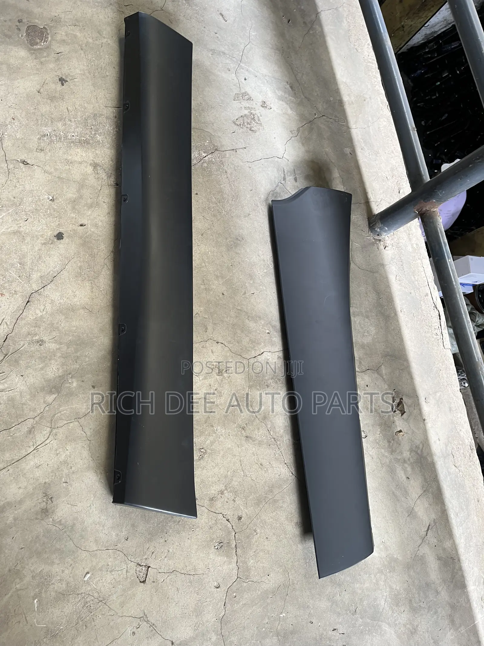 Toyota Highlander 2021-2024 Door Mouldings 2021, 2022, 2023, 2024