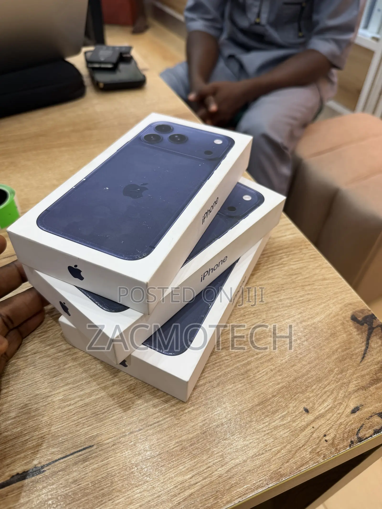 New Apple iPhone 17 Pro Max 2 TB Blue