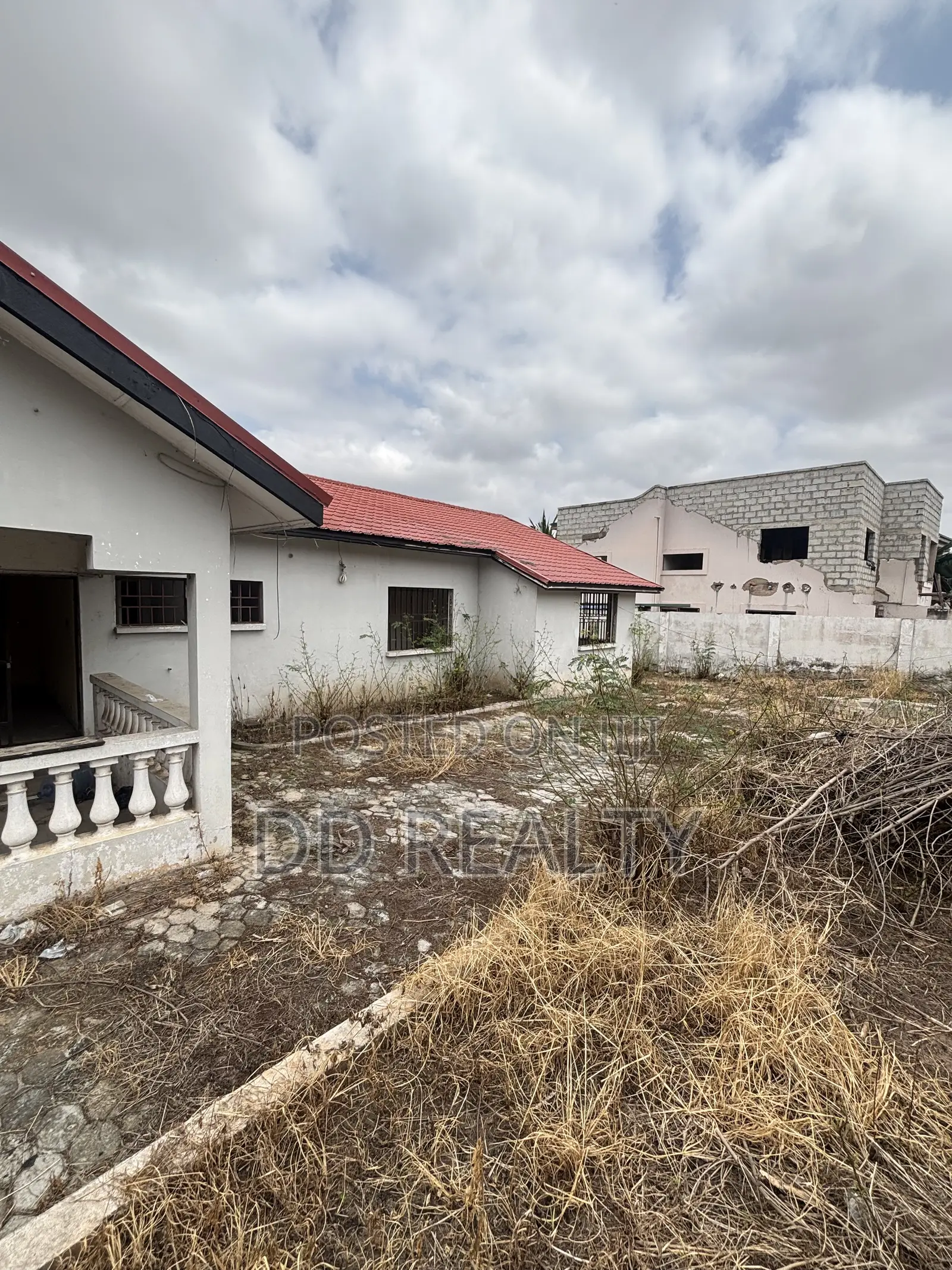 3bdrm House in Parakuo Estate for sale
