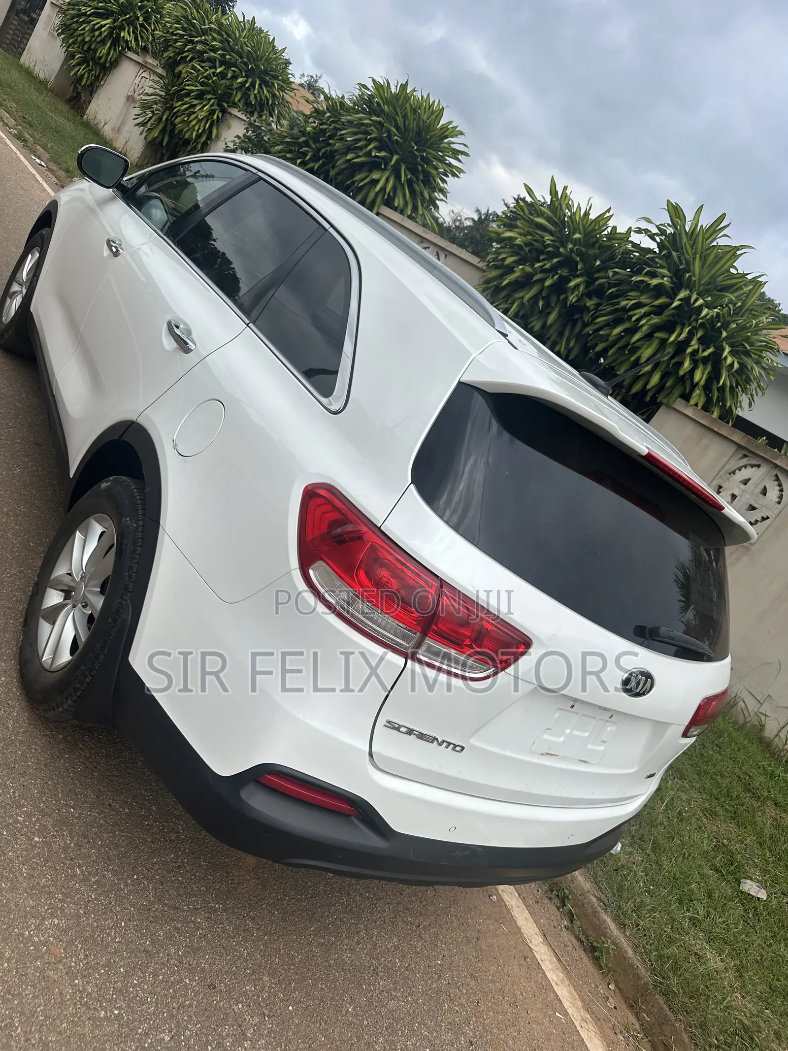 Kia Sorento 4dr SUV 2016 White