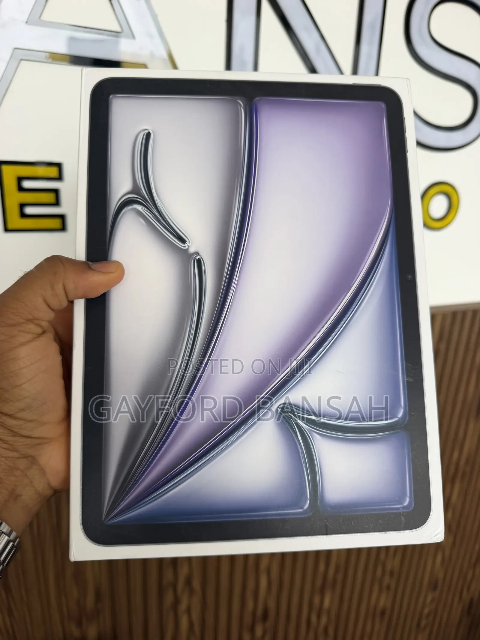New Apple iPad Air 128 GB Gray