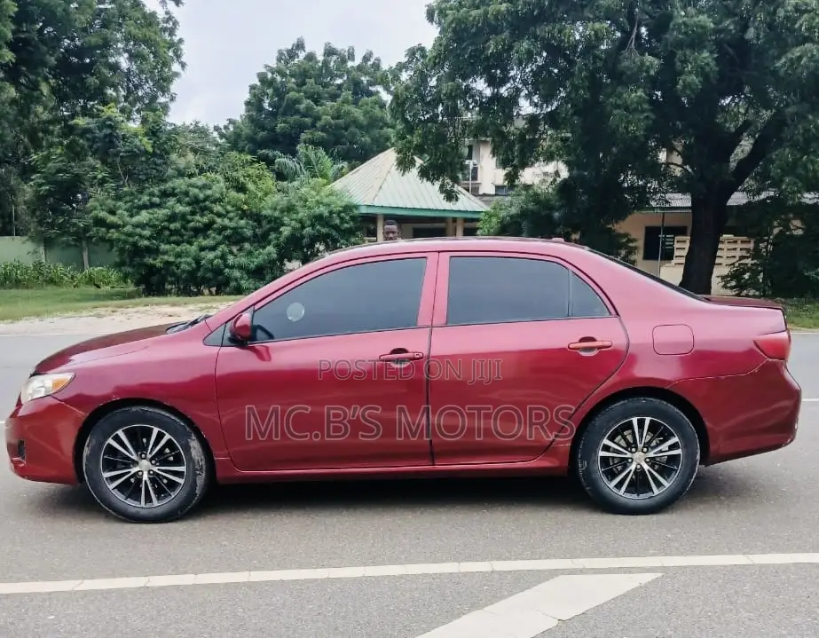 Toyota Corolla 2010 Red