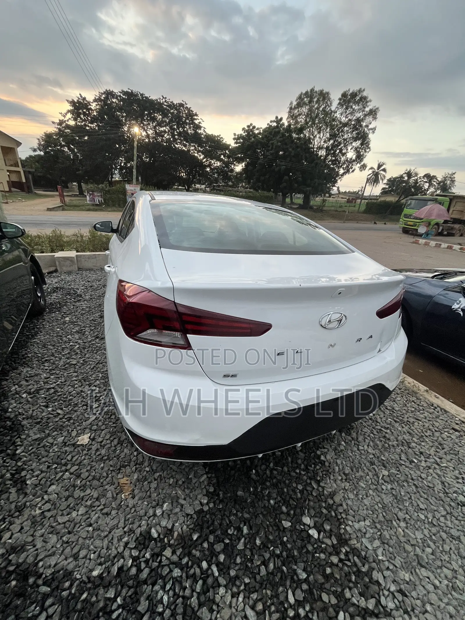 Hyundai Elantra 2020 White