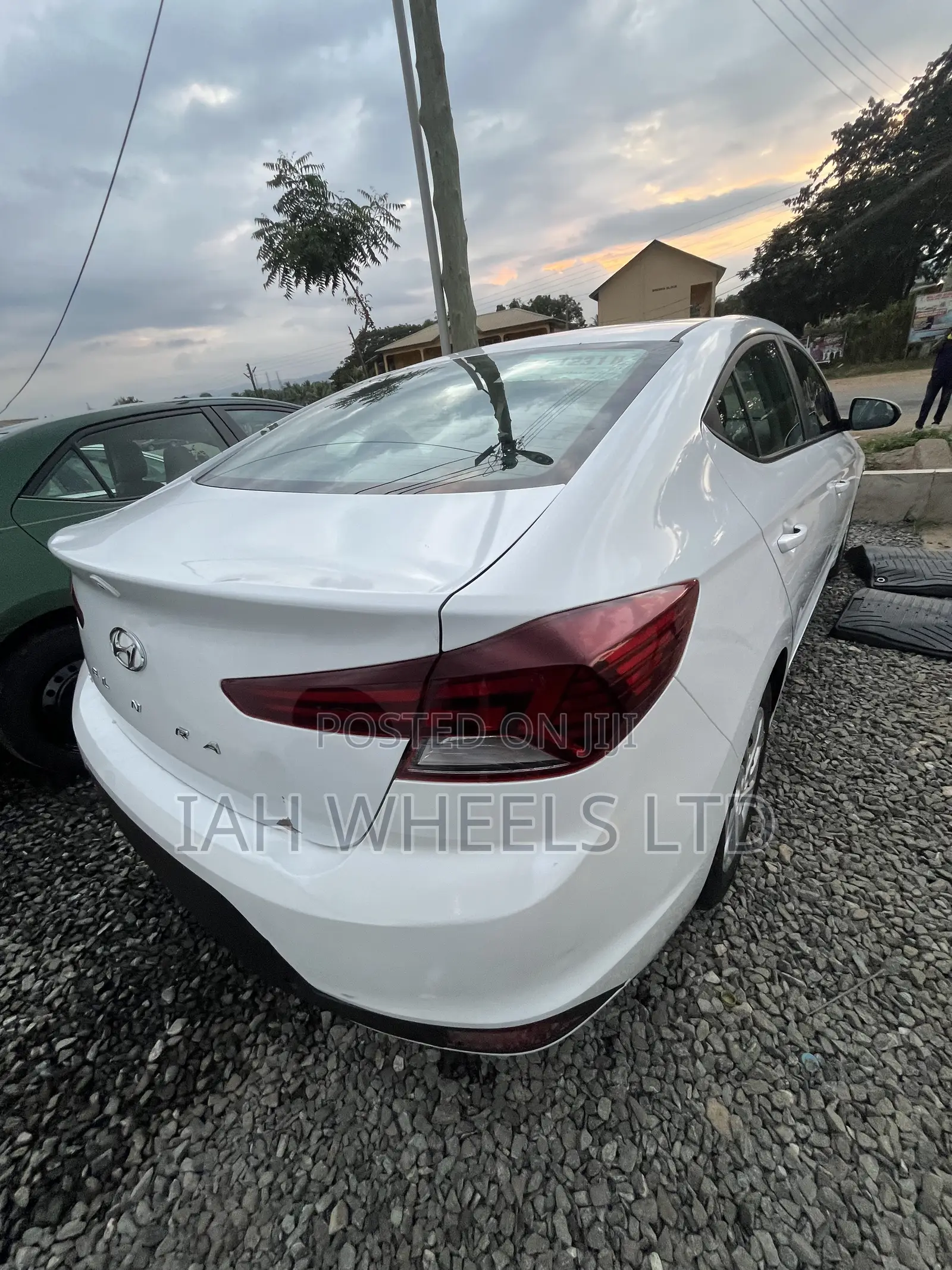 Hyundai Elantra 2020 White