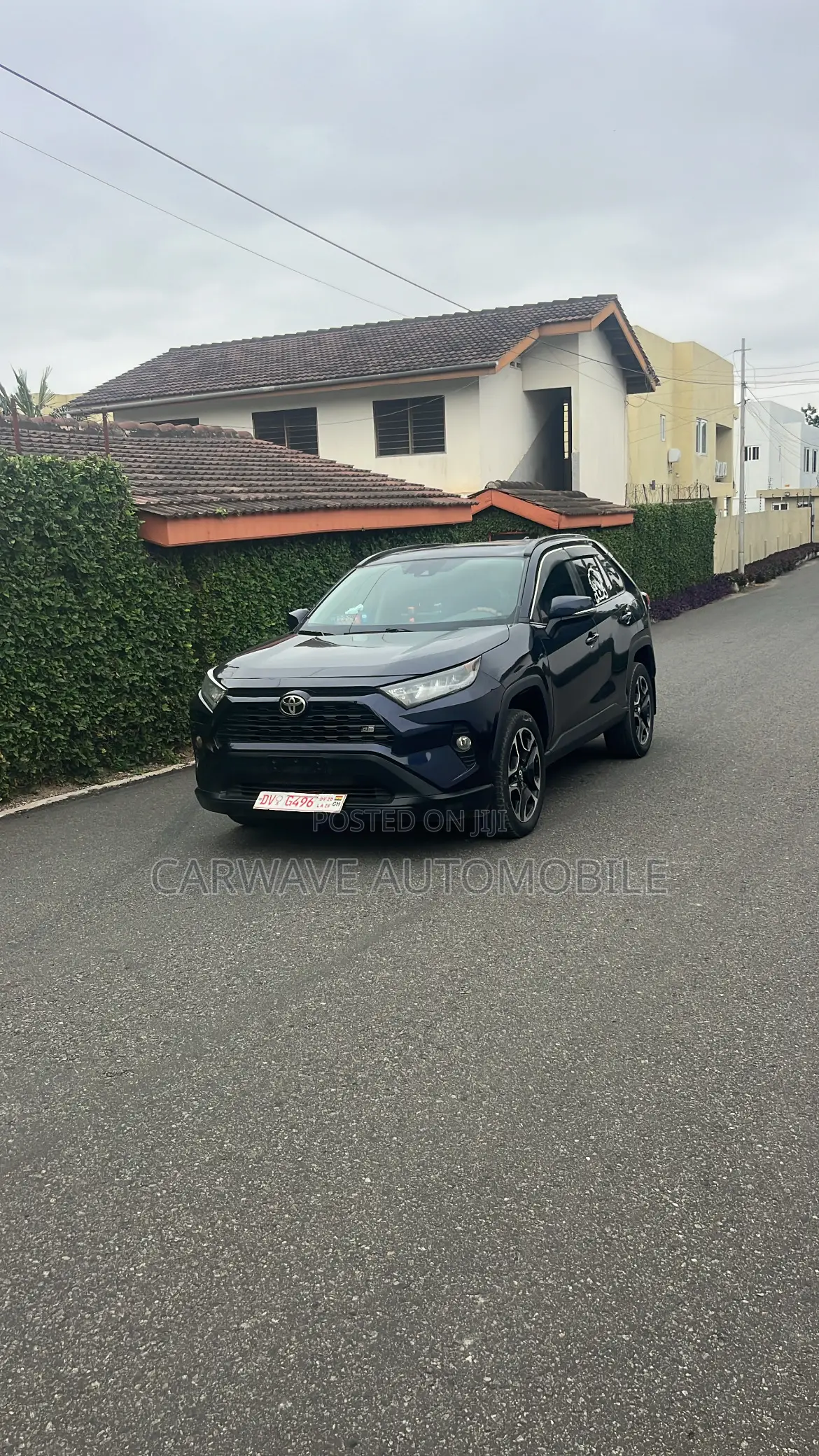 Toyota RAV4 XLE AWD 2020 Blue