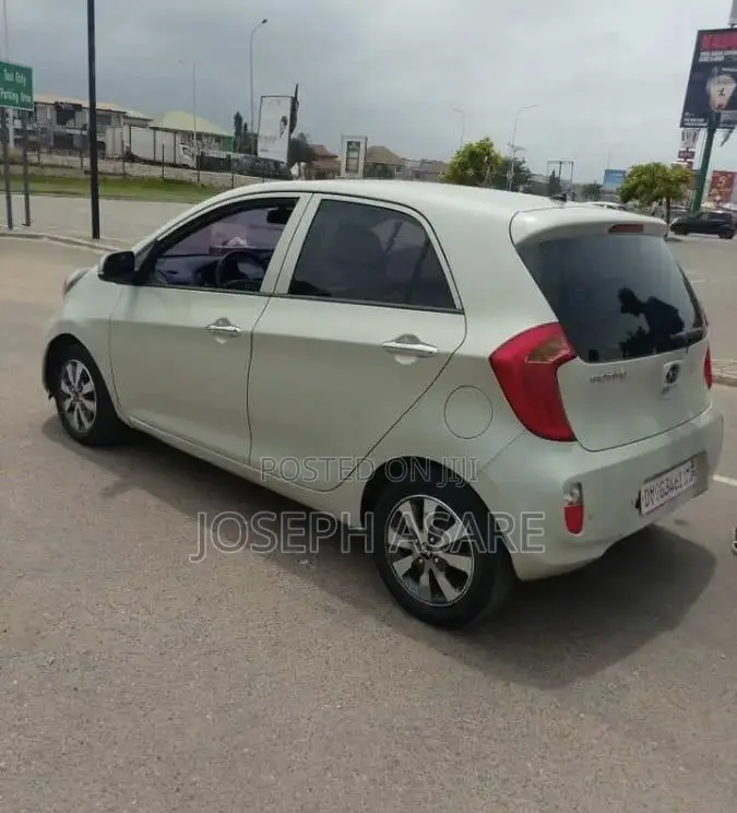 Kia Morning 2015 White