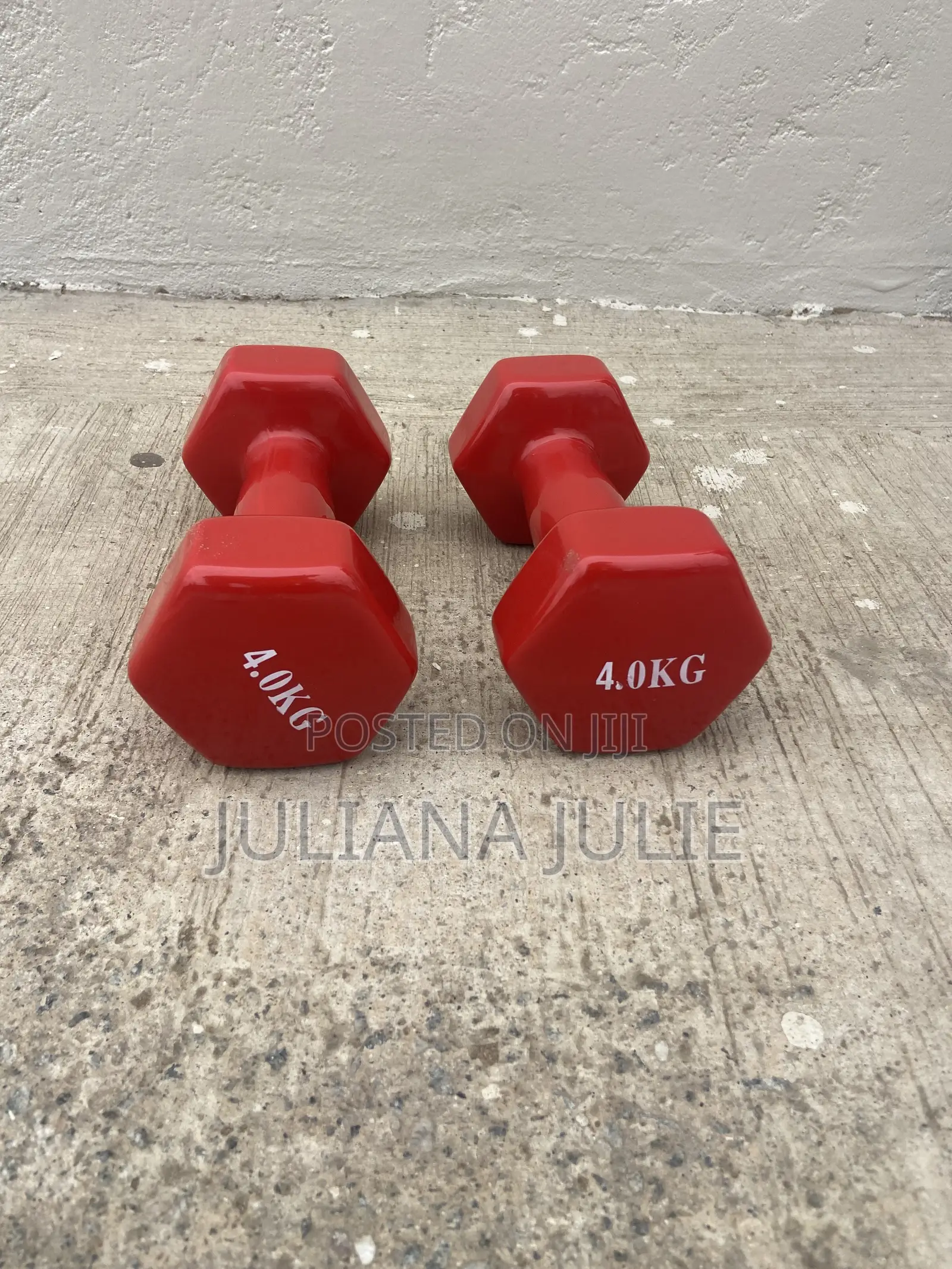 Original Dumb Bells 4kg Available at Cool Price