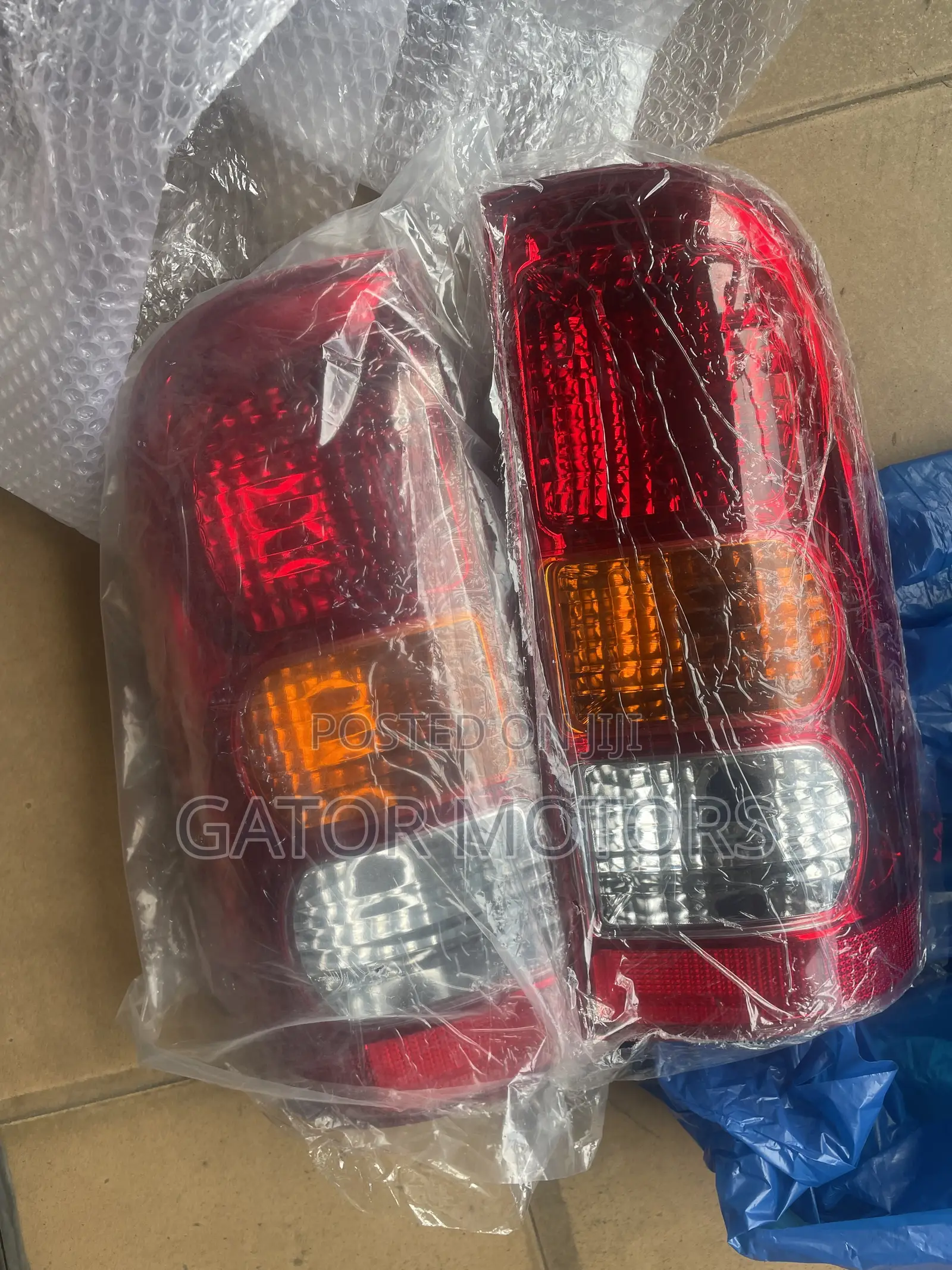 Hilux Vigo 2003 2004 2005 2006 2007 2008 2009 2010 Tail Light Yellow
