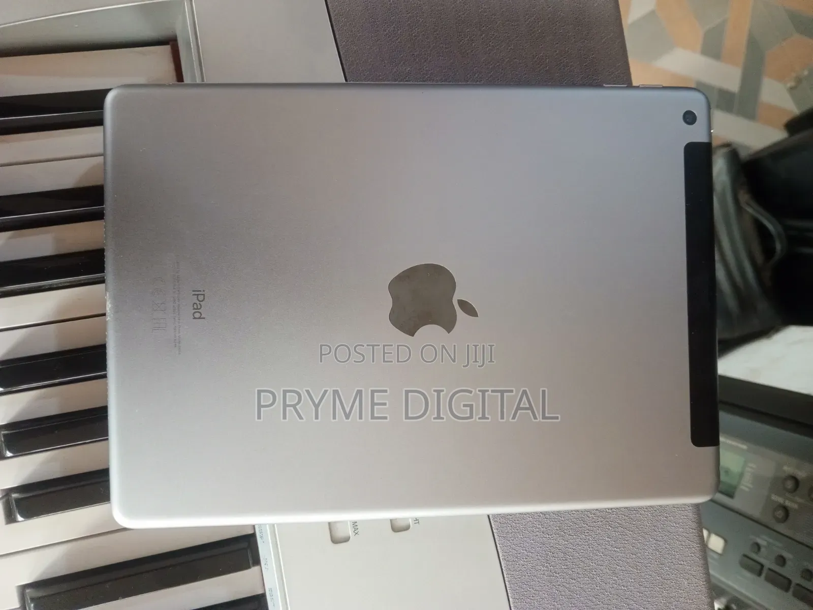 Apple iPad Wi-Fi +3G 128 GB Gray