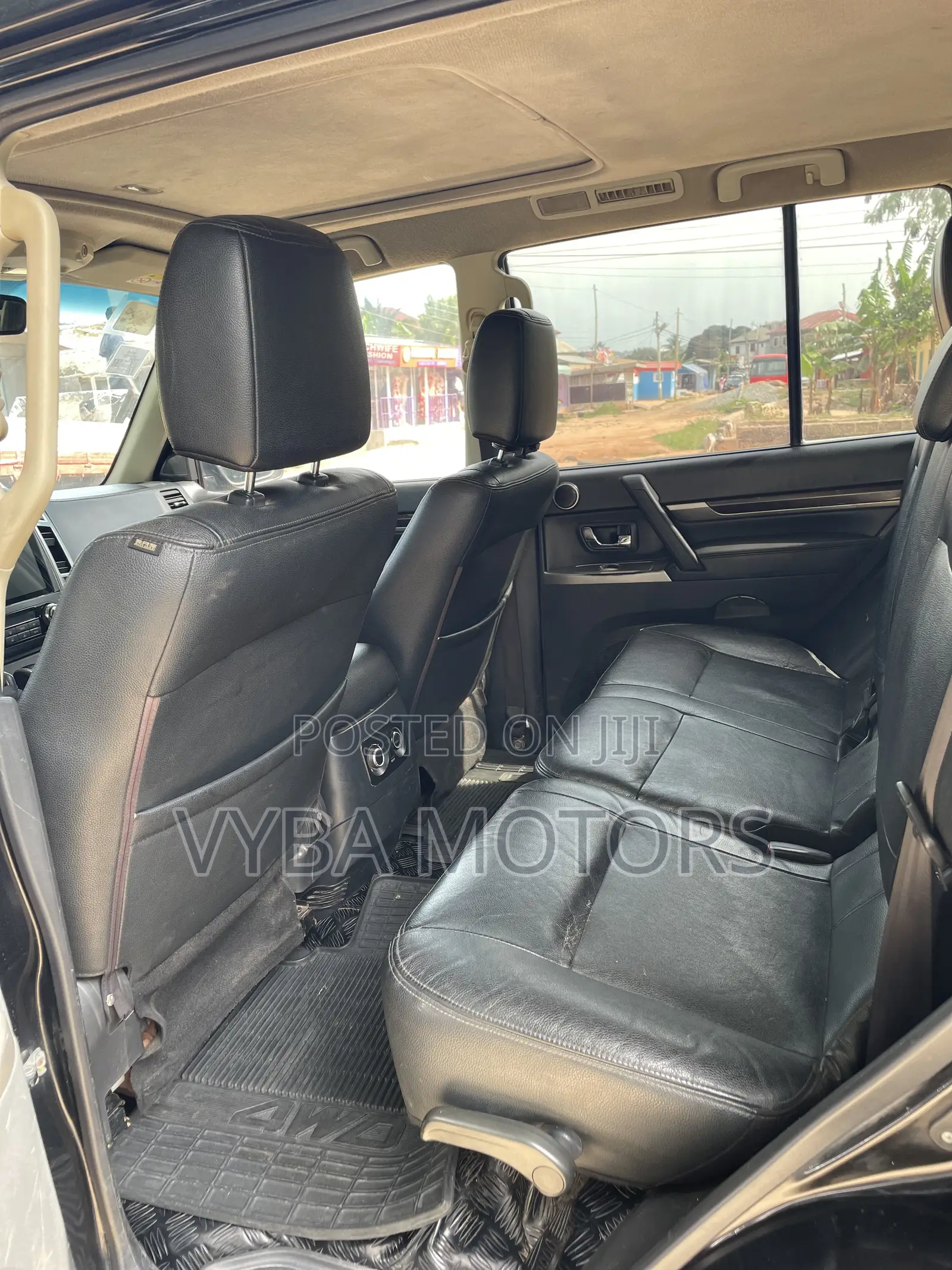 Mitsubishi Pajero V80 3.8 V6 GLS 2015 Black
