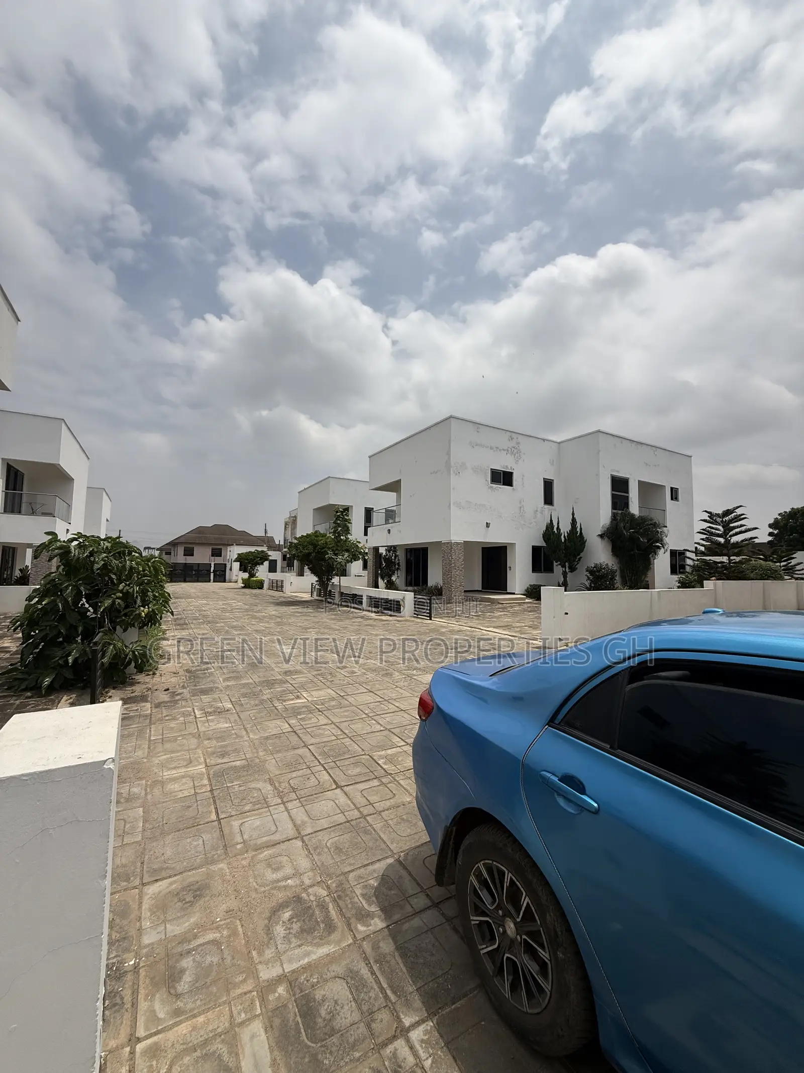 3bdrm Duplex in East Legon for rent