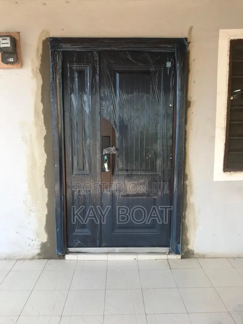 A Neatly Installed One and Half Door