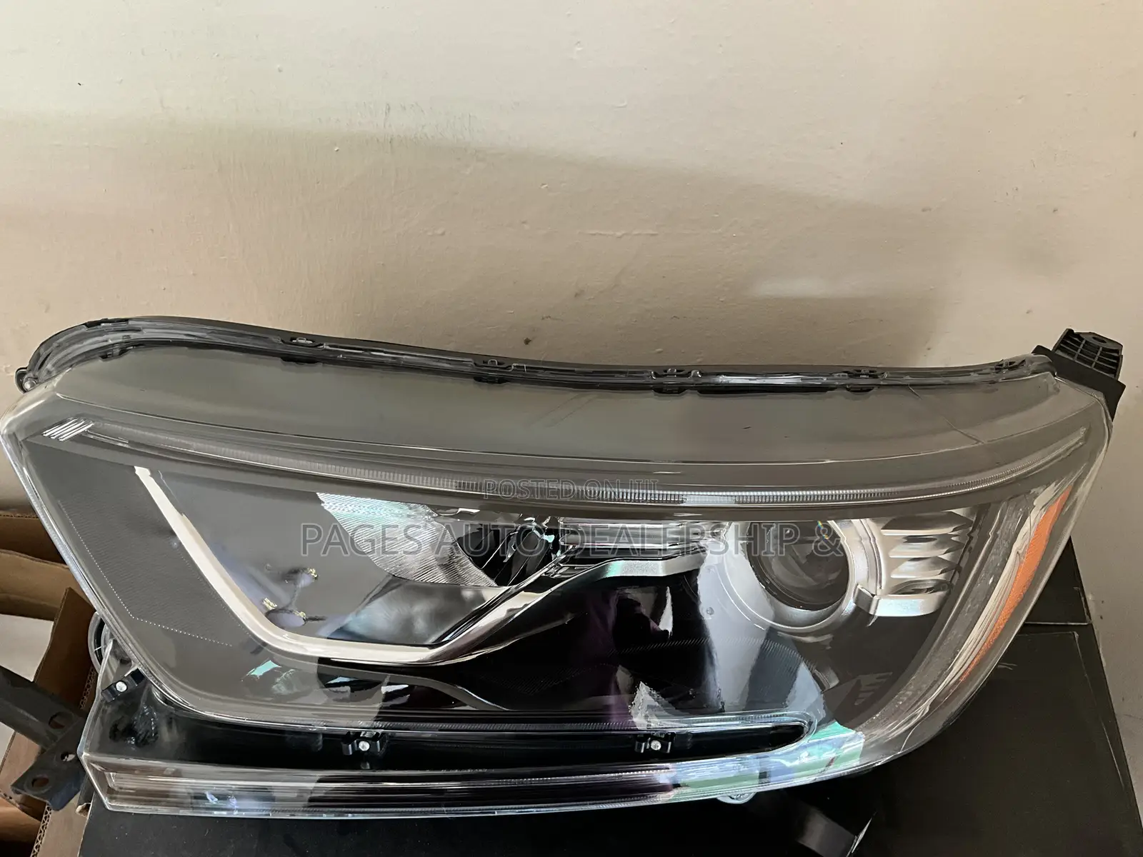 2018, 2019, 2020, 2021 Honda CRv Headlights