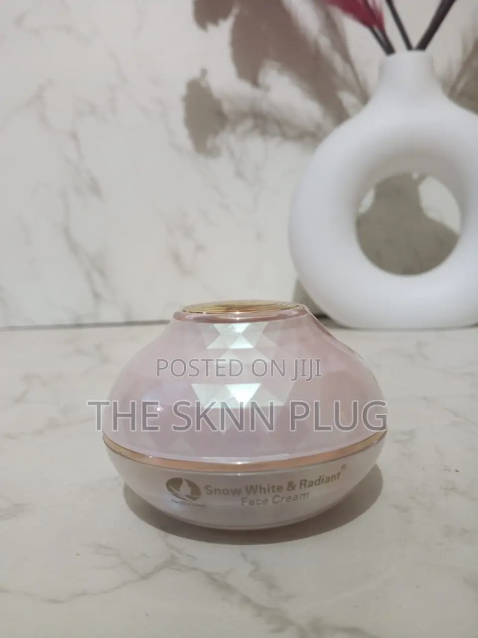Snow White Radiant Face Cream