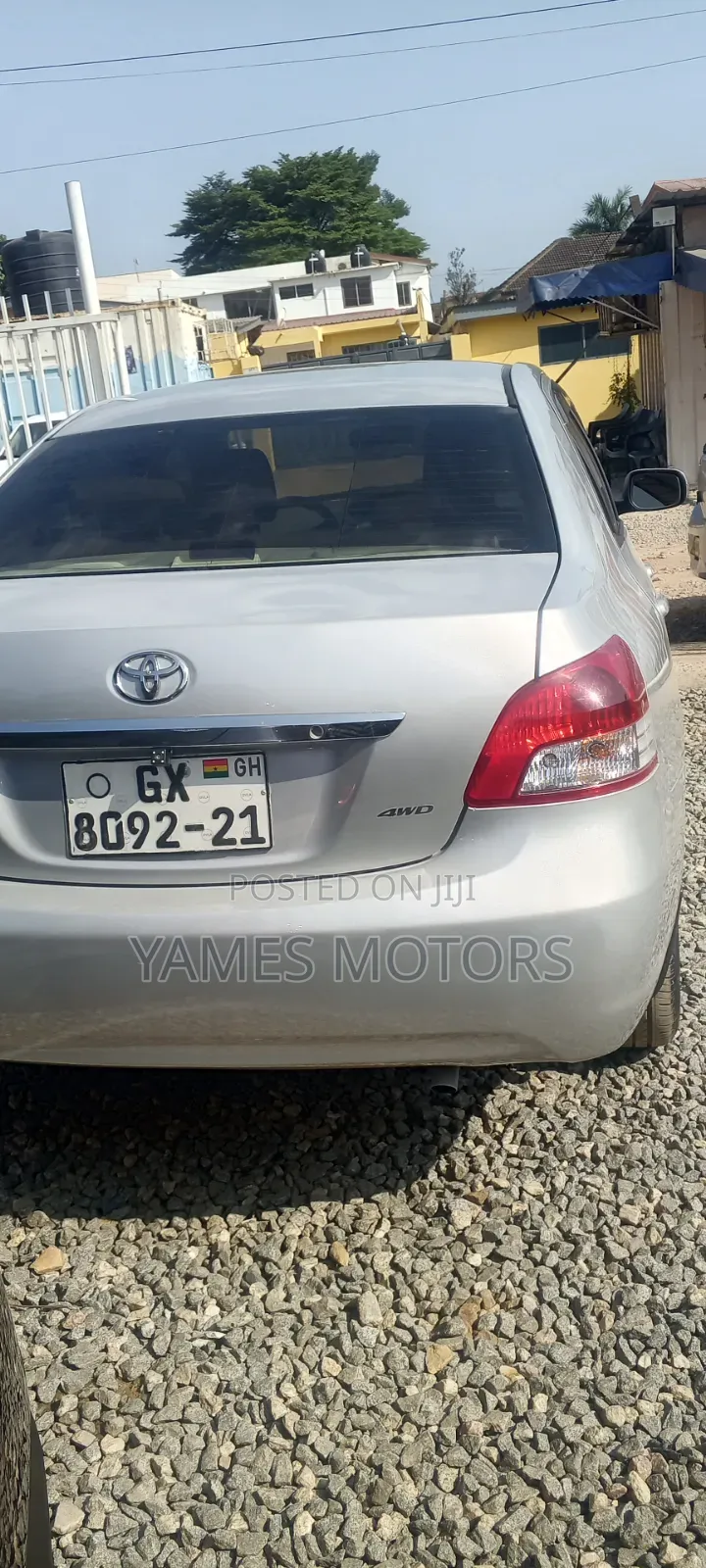 Toyota Belta 2012 Silver